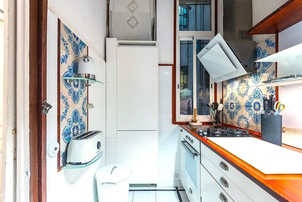 Large Patio 4 Bedrooms 4 Bathrooms Of Which 3 En-Suite 巴塞罗那