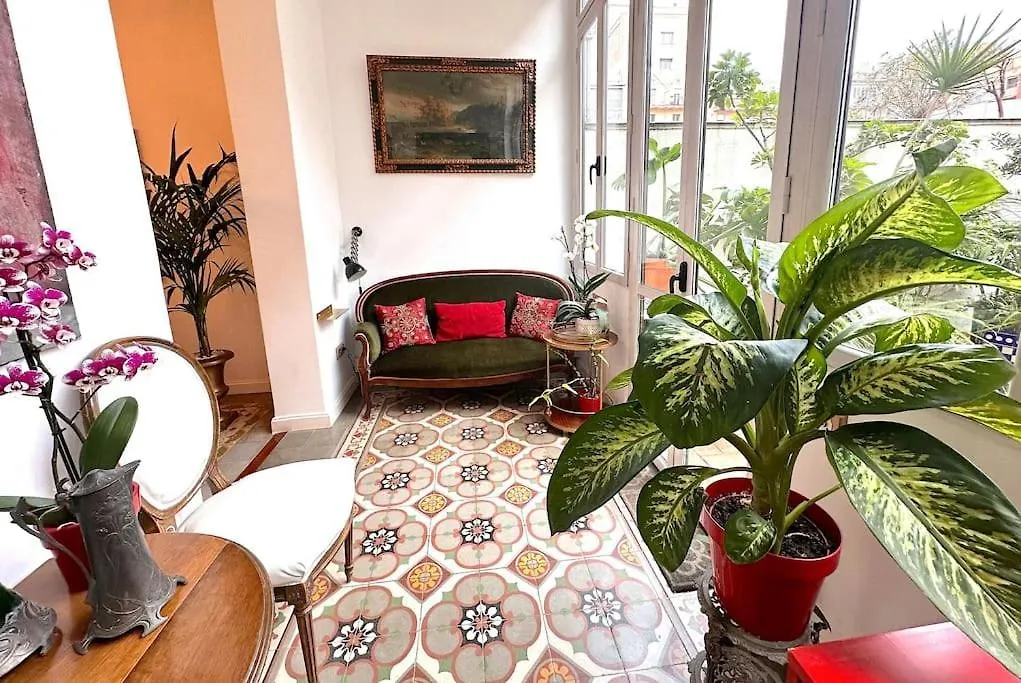 Large Patio 4 Bedrooms 4 Bathrooms Of Which 3 En-Suite 巴塞罗那 西班牙