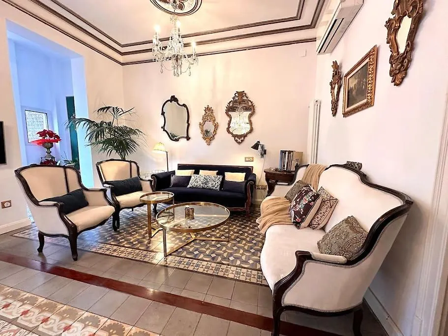 Large Patio 4 Bedrooms 4 Bathrooms Of Which 3 En-Suite 巴塞罗那 0*,