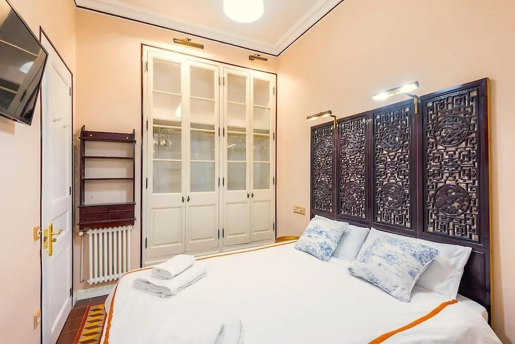 Large Patio 4 Bedrooms 4 Bathrooms Of Which 3 En-Suite Barcelona España